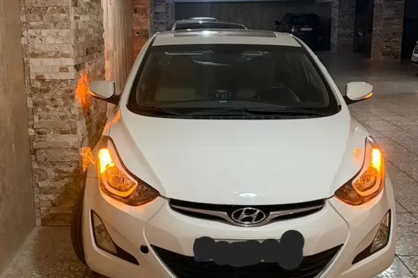 هیوندای  النترا