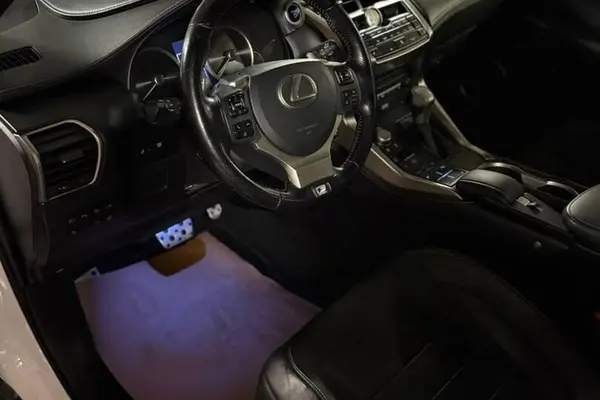 لکسوس  NX