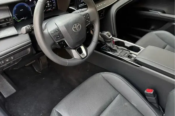 تویوتا، کمری هیبرید