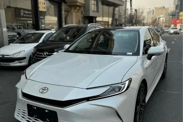 تویوتا، کمری هیبرید