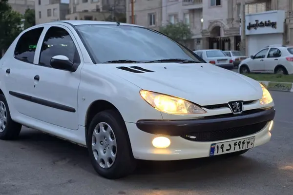 پژو  206