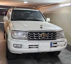 تویوتا، لندکروز چهار در