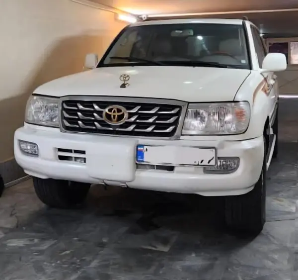 تویوتا، لندکروز چهار در