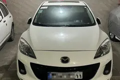 مزدا، 3 نیو صندوق دار