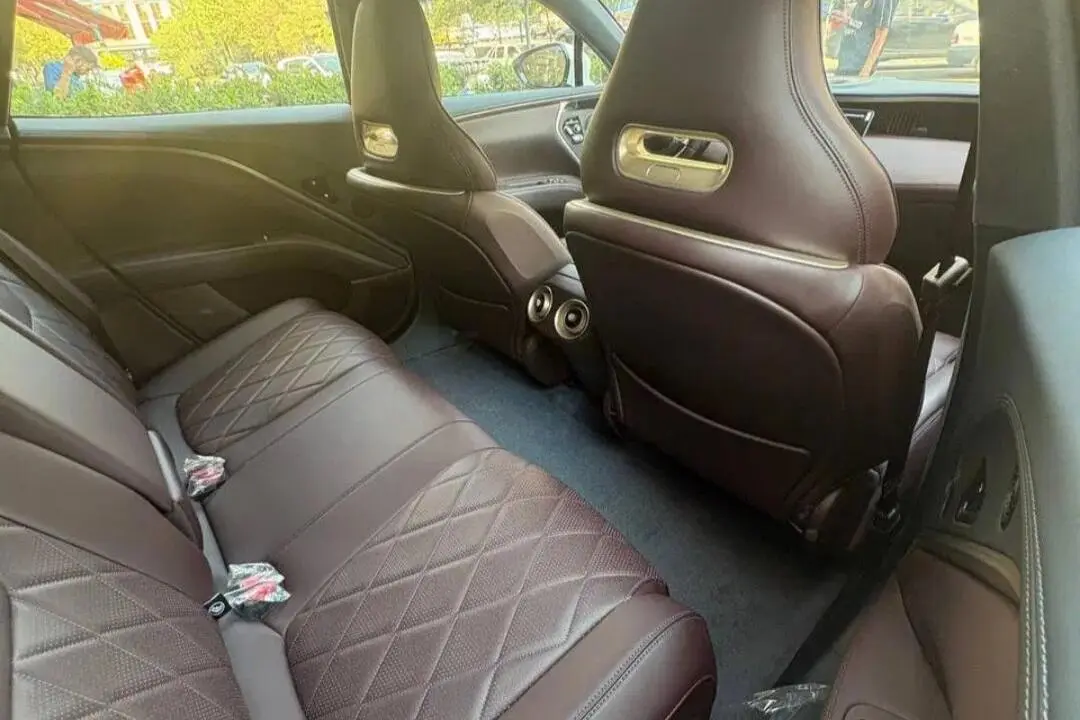 اوتار،  11EV