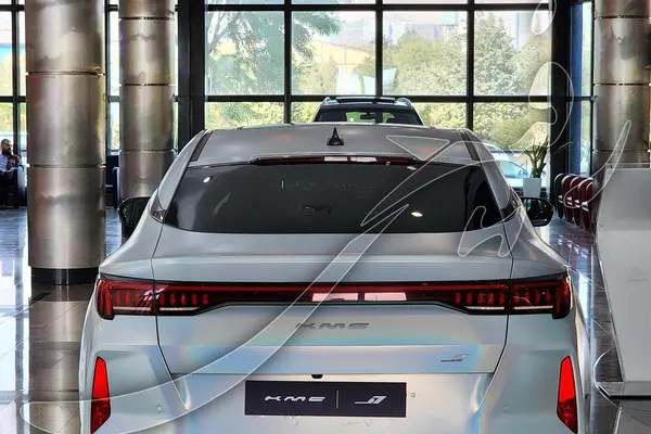 حواله کی ام سی، J7