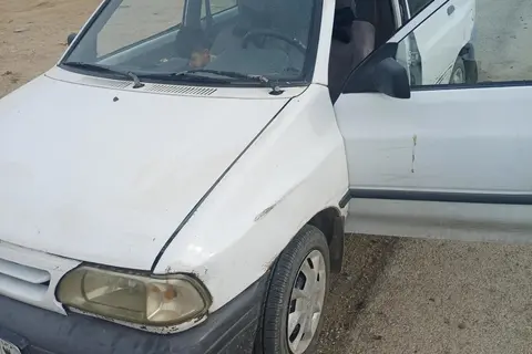 پراید، صندوق دار