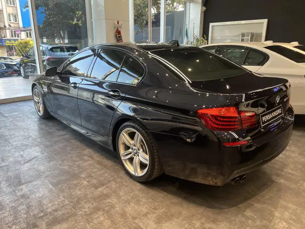 ب ام و، سری 5 سدان