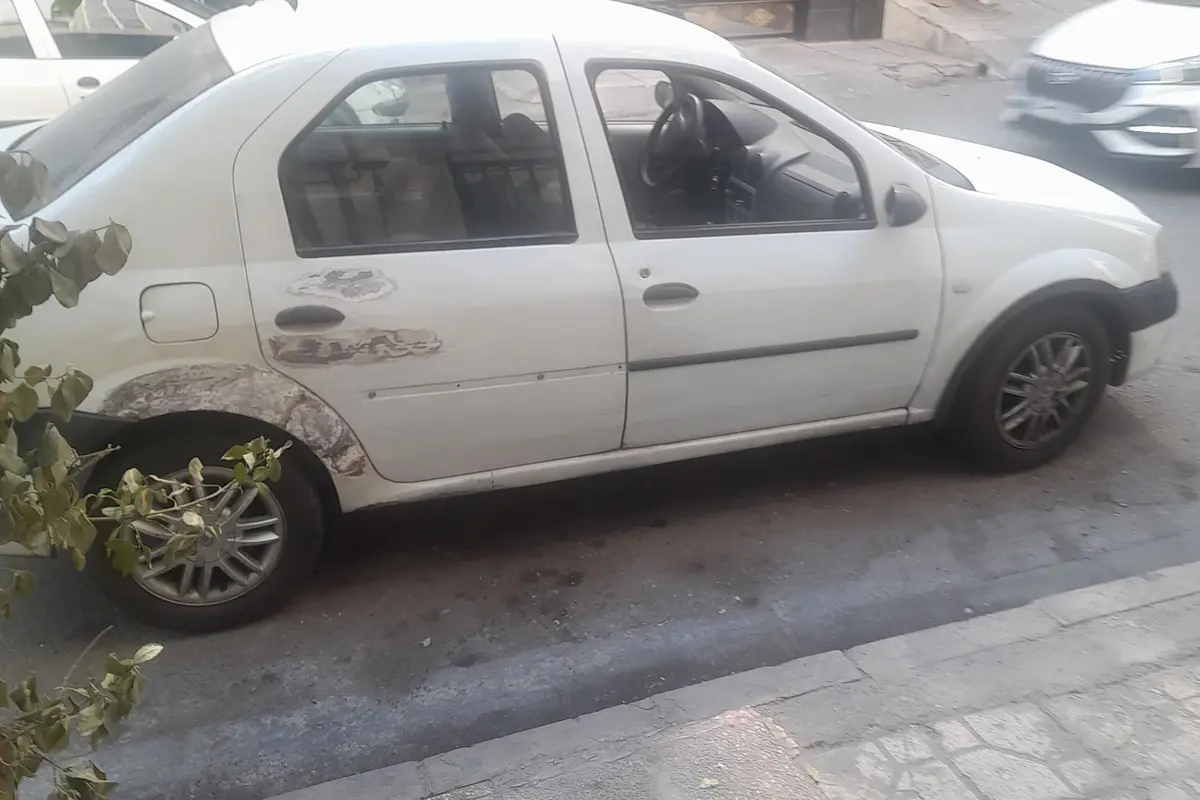 رنو،  تندر 90