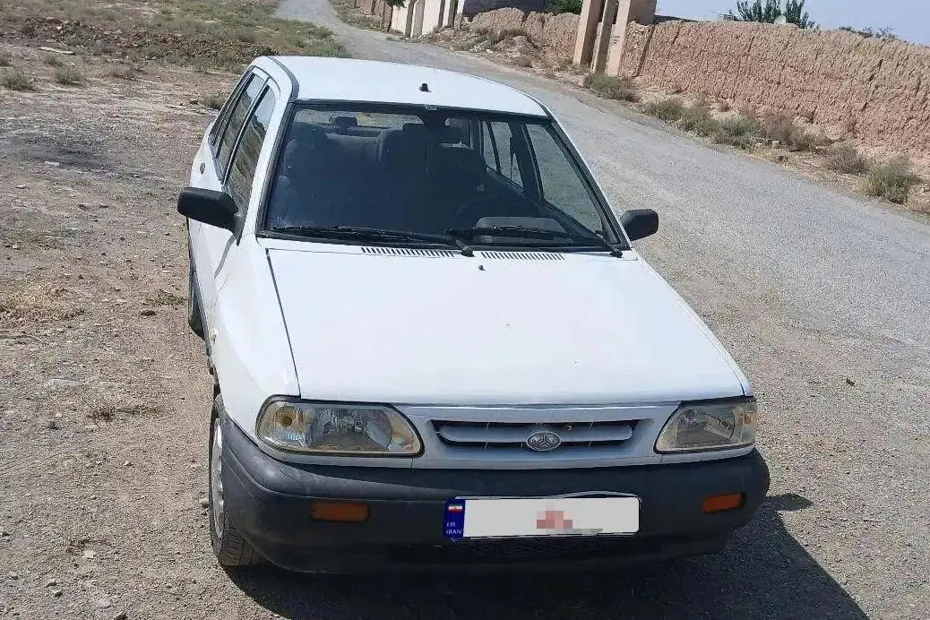 پراید،  صندوق دار