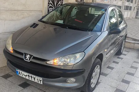 پژو، 206