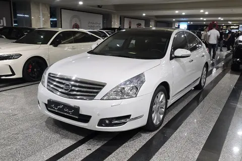 نیسان، تیانا (مونتاژ)