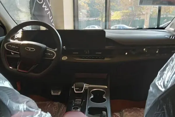 فونیکس، آریزو 6 جی تی (Z6 GT)