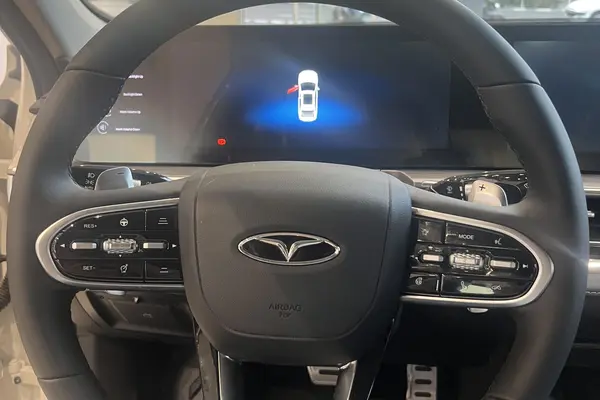 فونیکس، آریزو 8 (Z8)