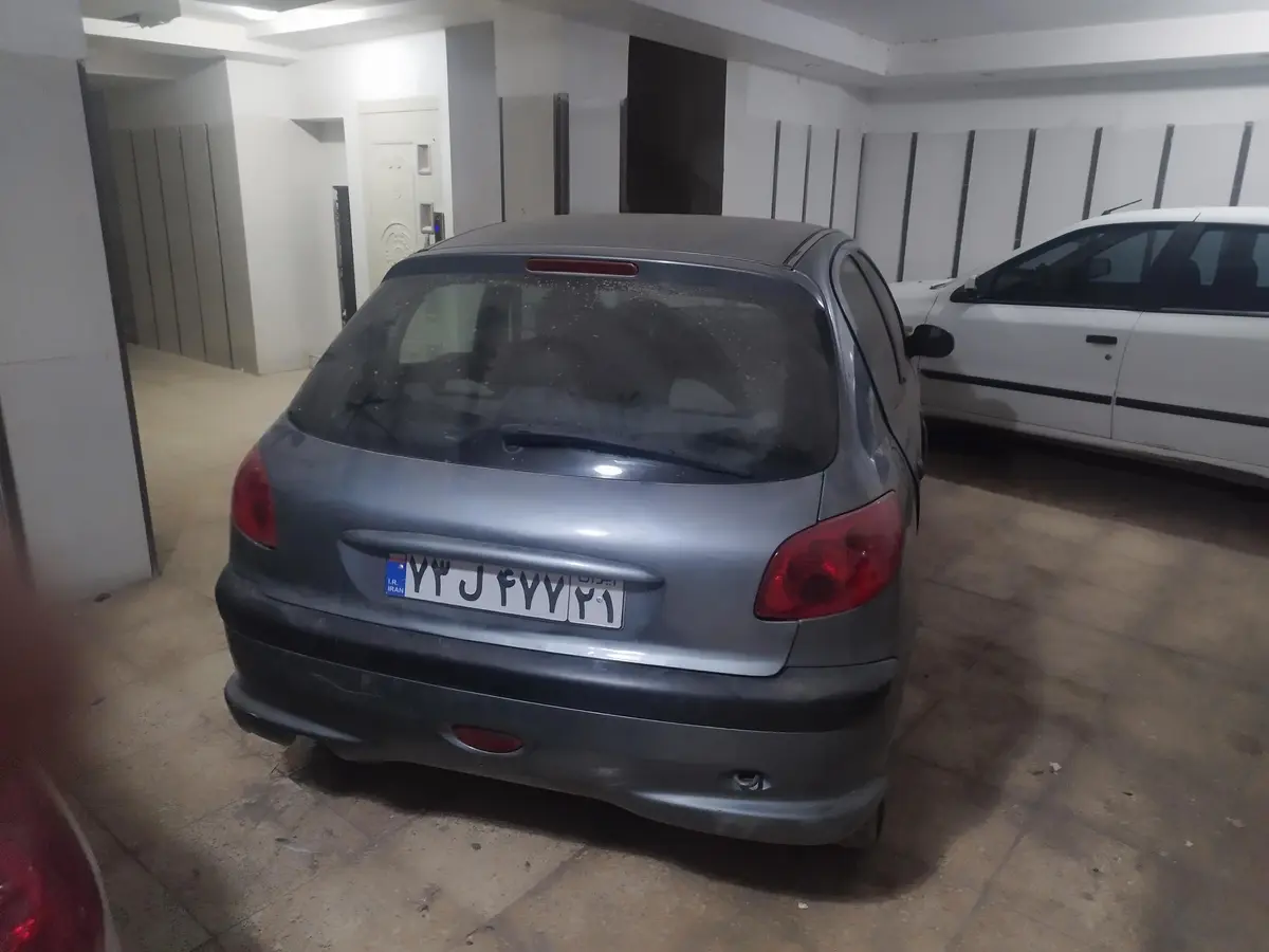 پژو،  206