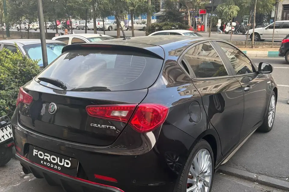 آلفارومئو،  جولیتا