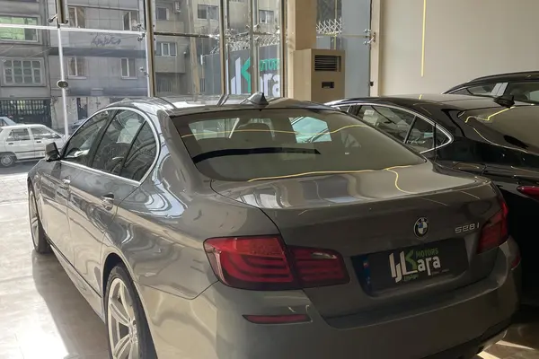 ب ام و، سری 5 سدان