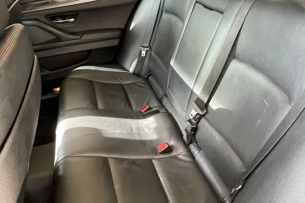 ب ام و، سری 5 سدان