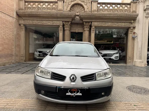 رنو، مگان (مونتاژ)