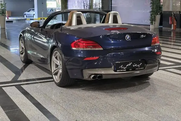 ب ام و  Z4