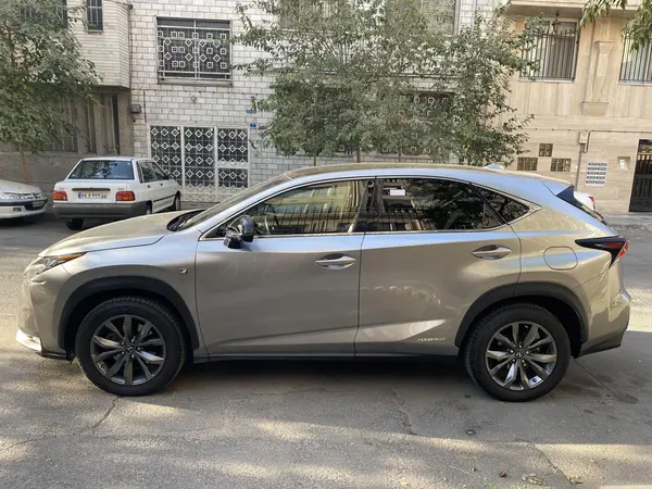 لکسوس  NX هیبرید