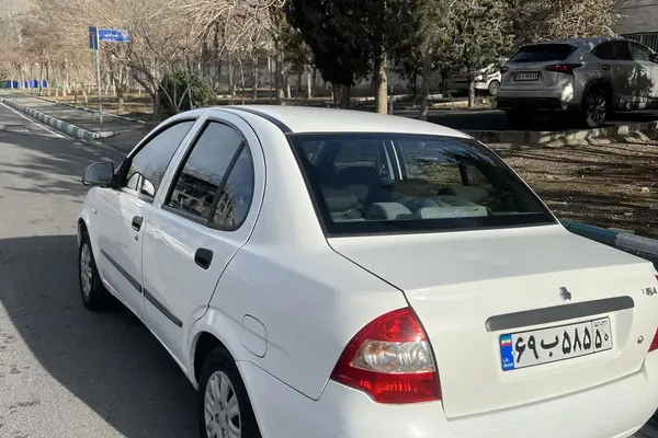 تیبا، صندوق دار