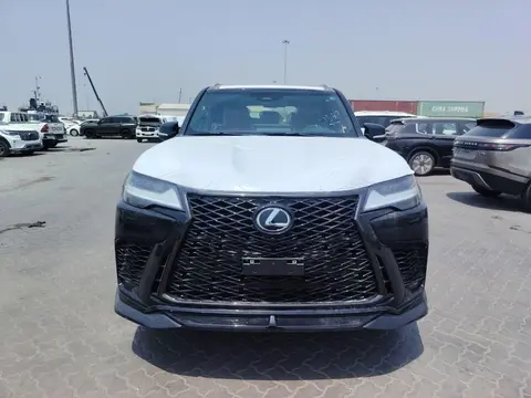 لکسوس، LX