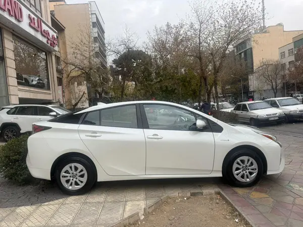 تویوتا، پریوس