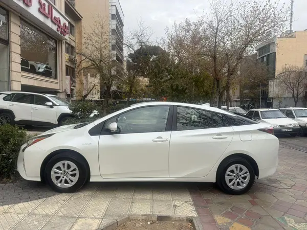 تویوتا، پریوس