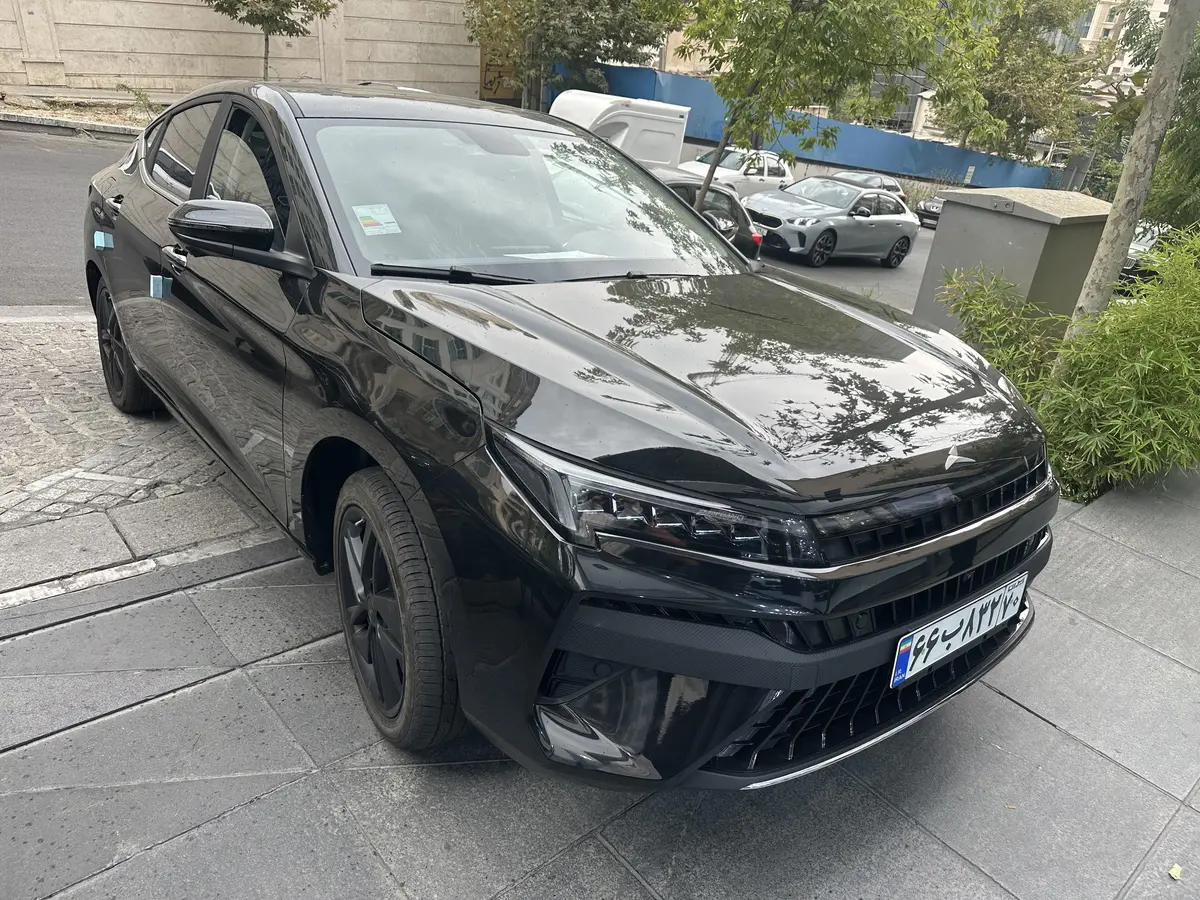 کی ام سی،  J7