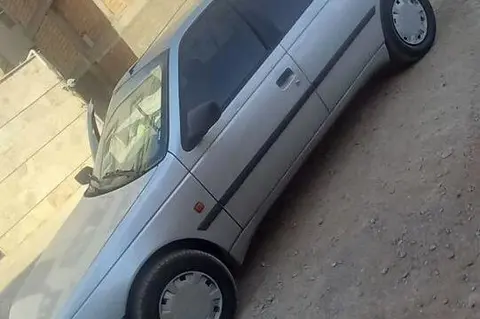 پژو، 405