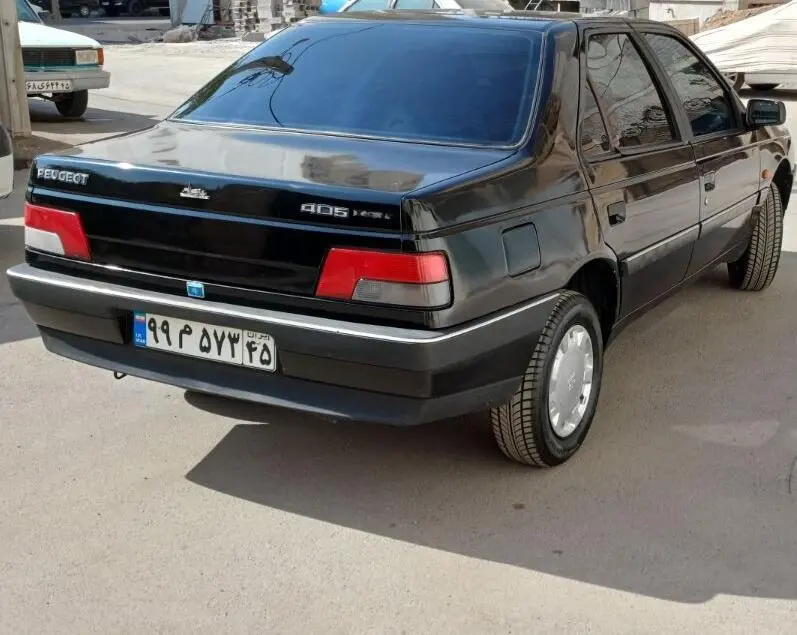 پژو،  405