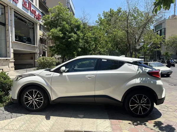 تویوتا  C-HR
