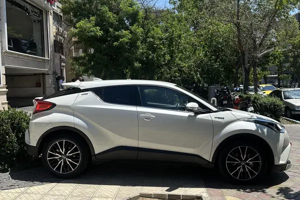 تویوتا  C-HR