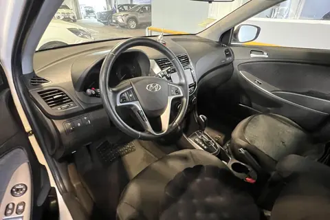 هیوندای، اکسنت (مونتاژ)
