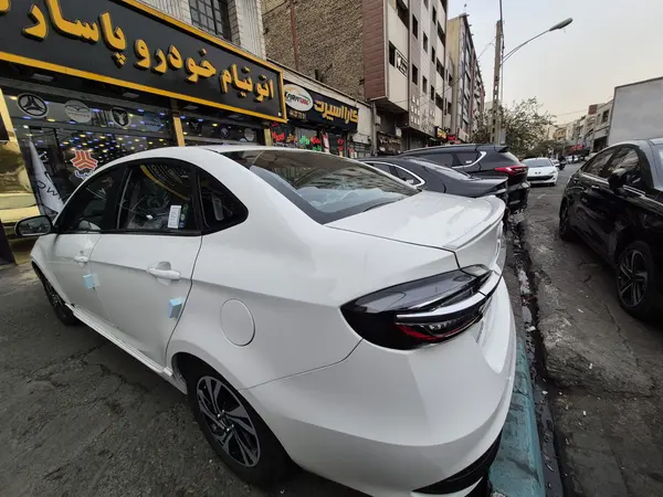 کی ام سی، ایگل