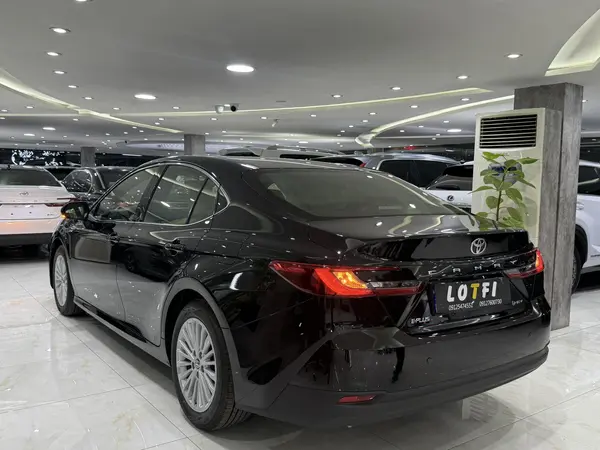 تویوتا، کمری هیبرید