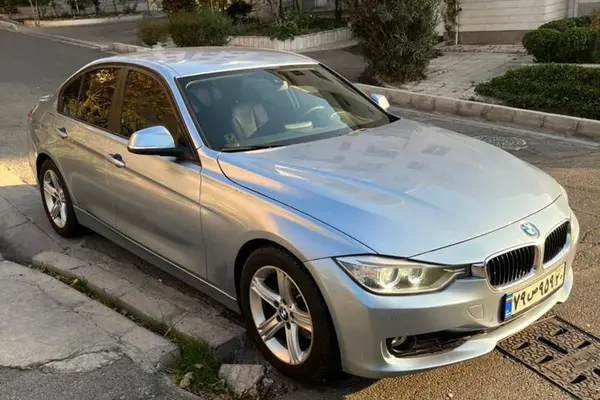 ب ام و، سری 3 سدان