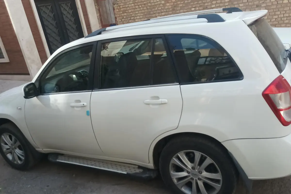 ام وی ام،  X33