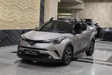 تویوتا، C-HR هیبرید