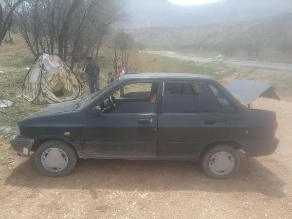 پراید، صندوق دار