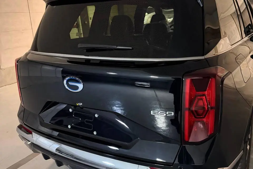 جی ای سی،  ES9