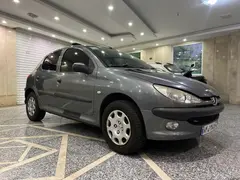 پژو، 206