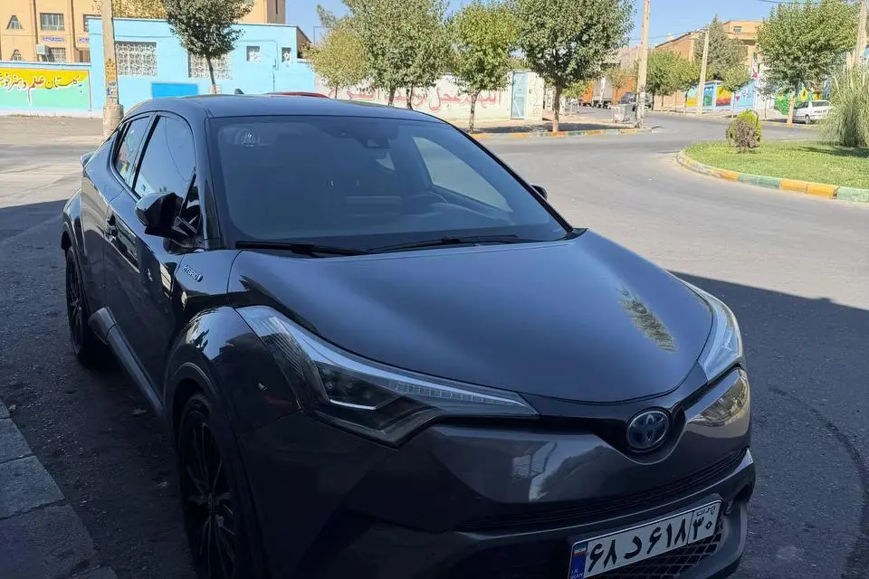 تویوتا،  C-HR هیبرید