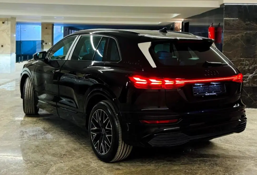 آئودی،  Q5 e-tron