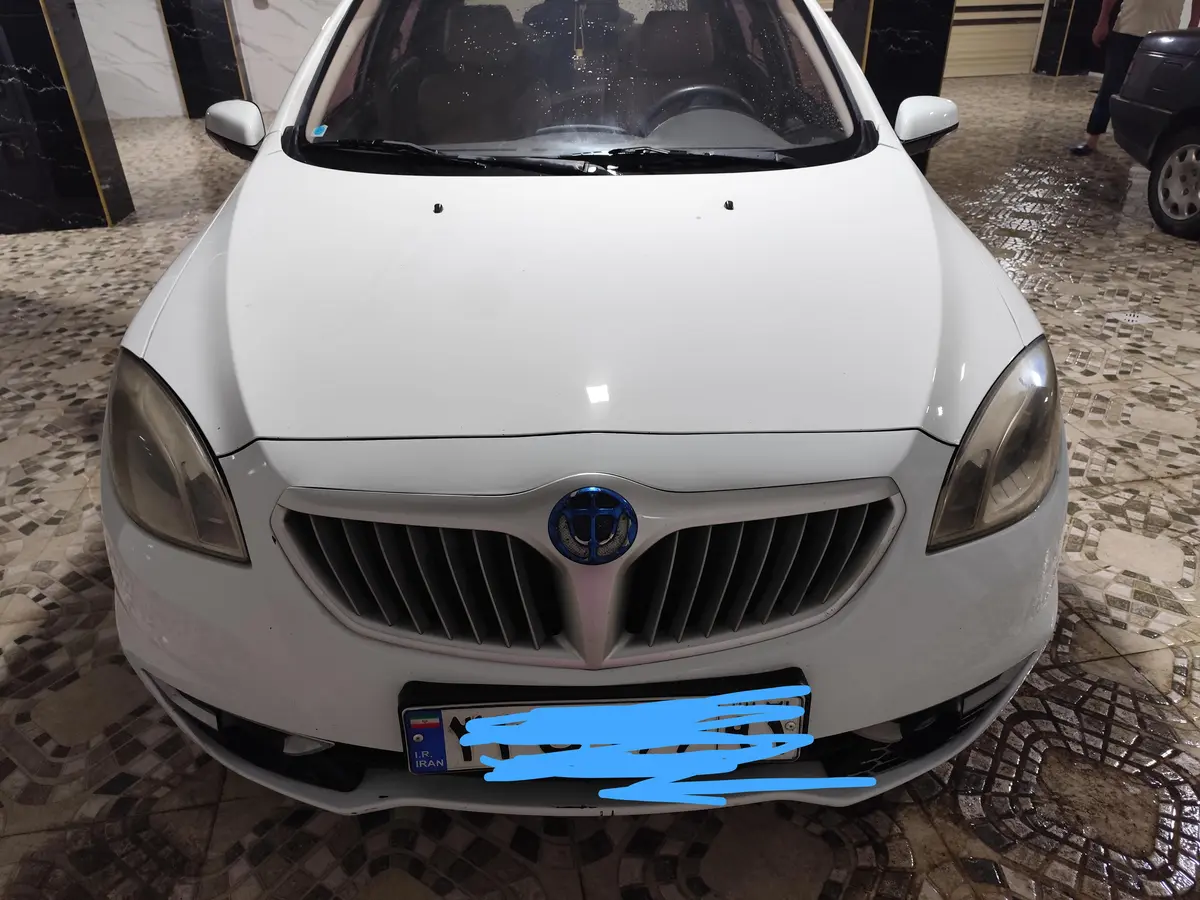 برلیانس،  H330