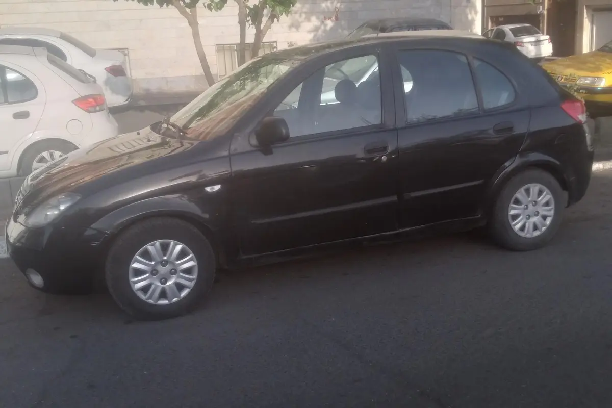 تیبا،  هاچ بک