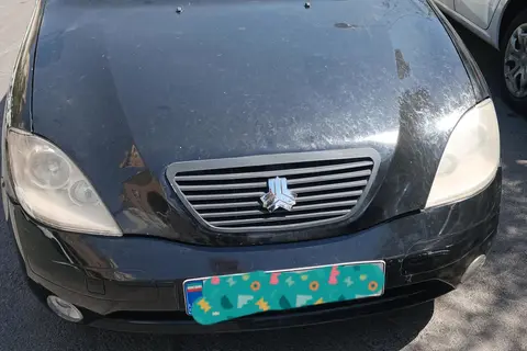 تیبا، هاچ بک