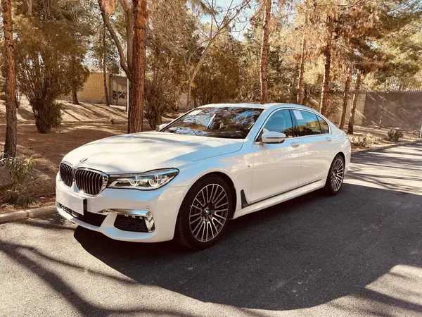 ب ام و، سری 7