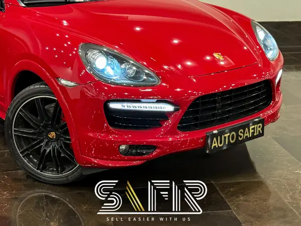 پورشه، کاین